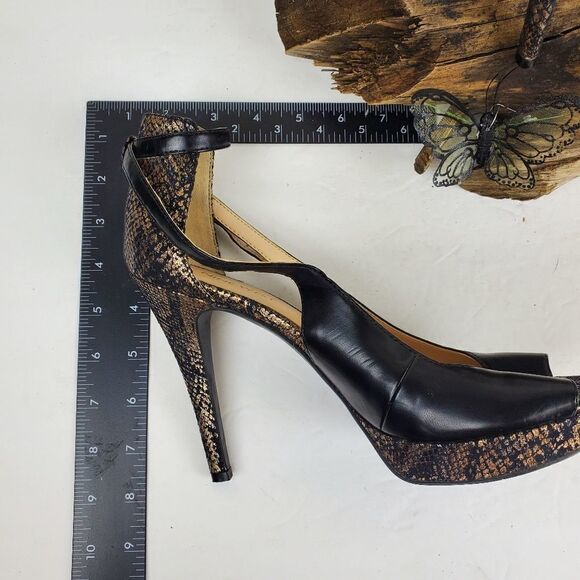 Nine west faux leather ankle strap heels - Picture 2 of 8